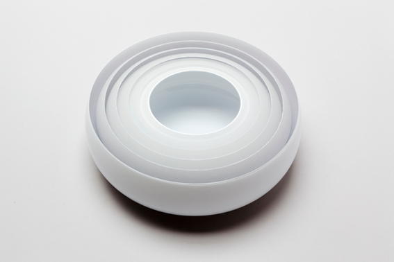 11.Bowl_.Multiple_white_and_clear_layers.jpg